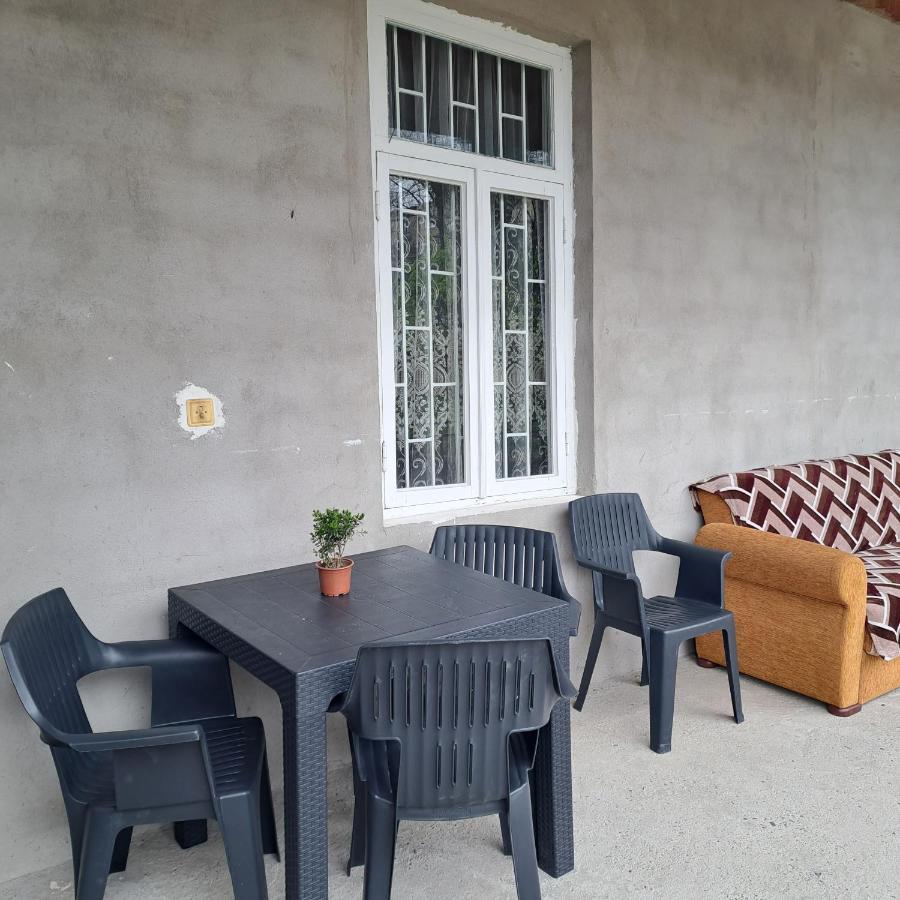 Nika House
